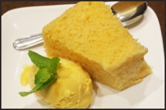 料理長特製アイスクリーム ~マーラーカオと一緒に~ ¥450